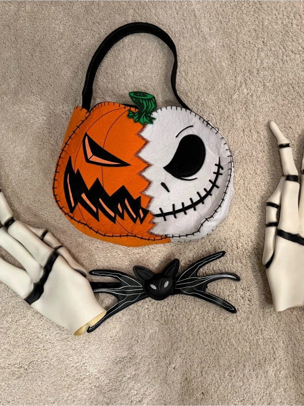 N/A delight spooky